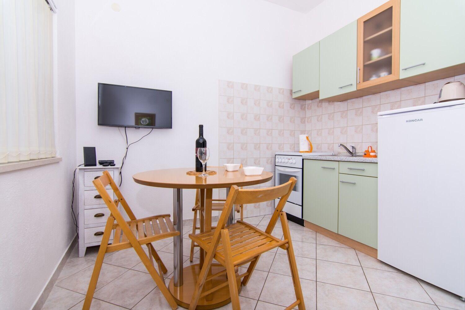 Apartments Ivica - Garden Terrace Slatine Exterior photo