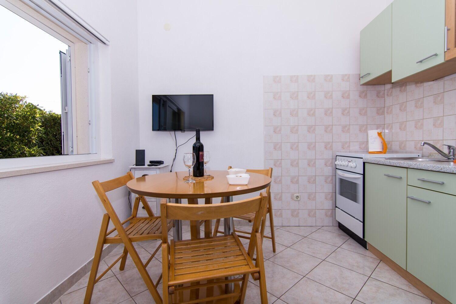 Apartments Ivica - Garden Terrace Slatine Exterior photo